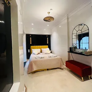 https://riad-oasissime.marrakeshhotelsmorocco.com