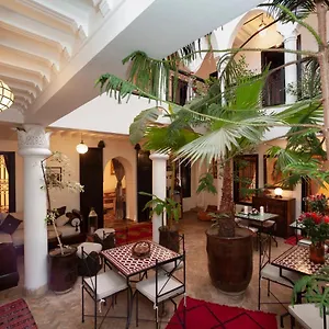 Riad Des Trois Palais